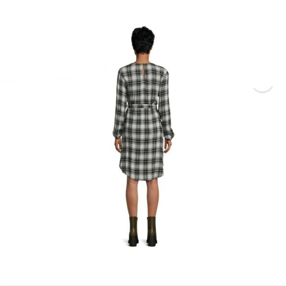 🆕👗Time and Tru Belted Mini Dress - Picture 2 of 4